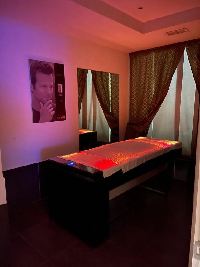 Hotel Oasi Wellness&Spa Riva del Garda Esterno foto