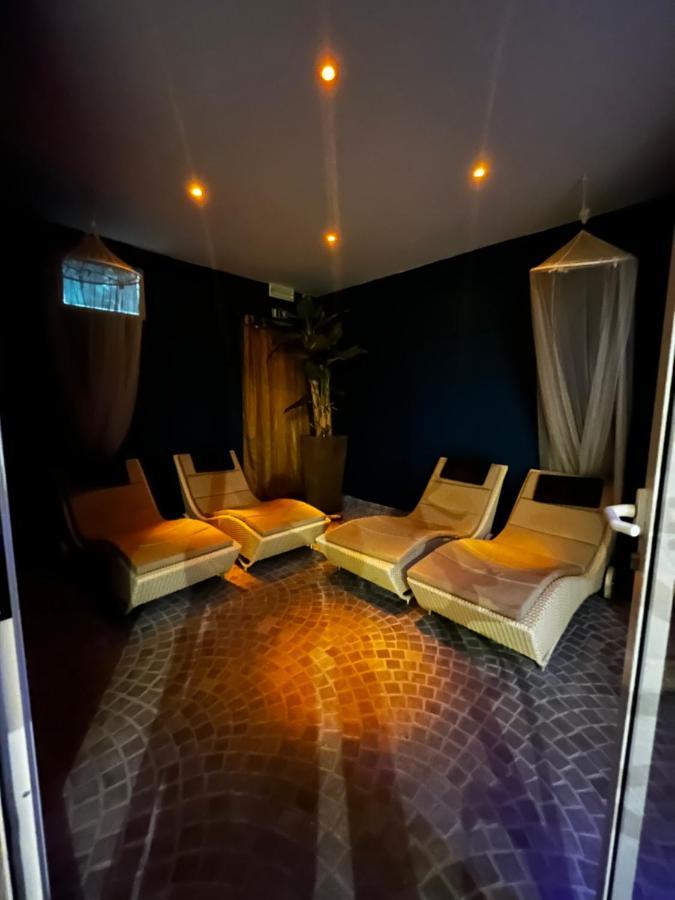 Hotel Oasi Wellness&Spa Riva del Garda Esterno foto