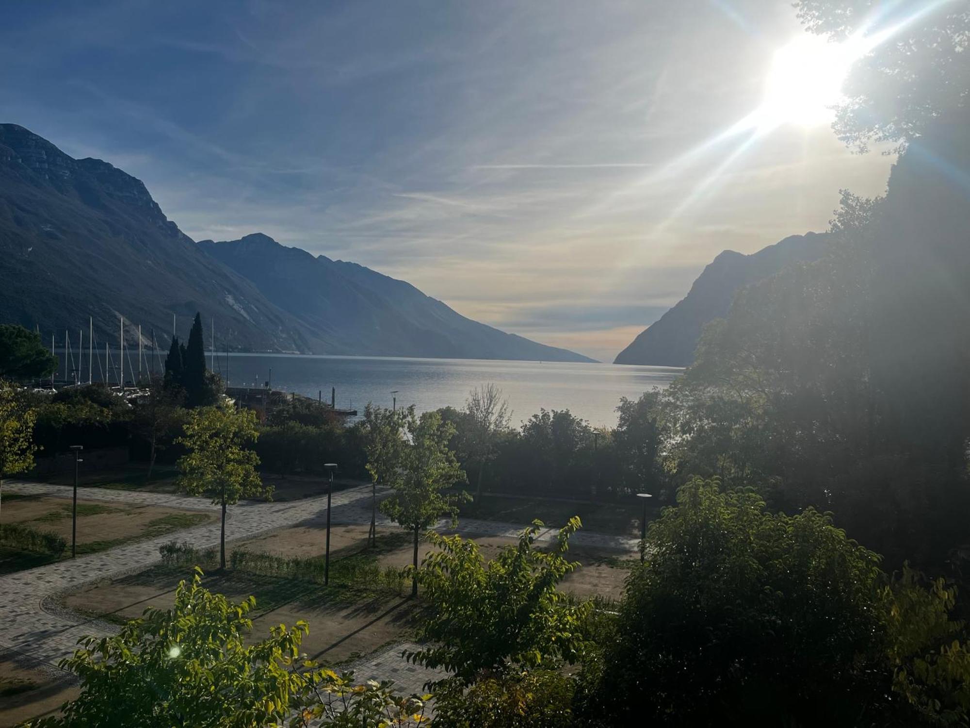 Hotel Oasi Wellness&Spa Riva del Garda Esterno foto