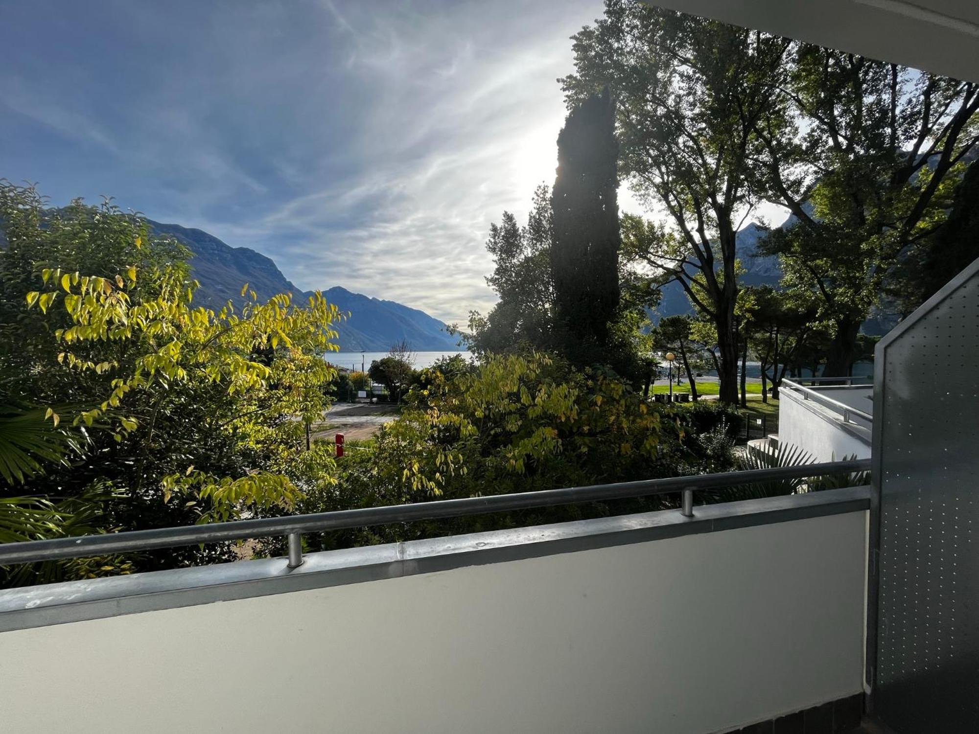 Hotel Oasi Wellness&Spa Riva del Garda Esterno foto