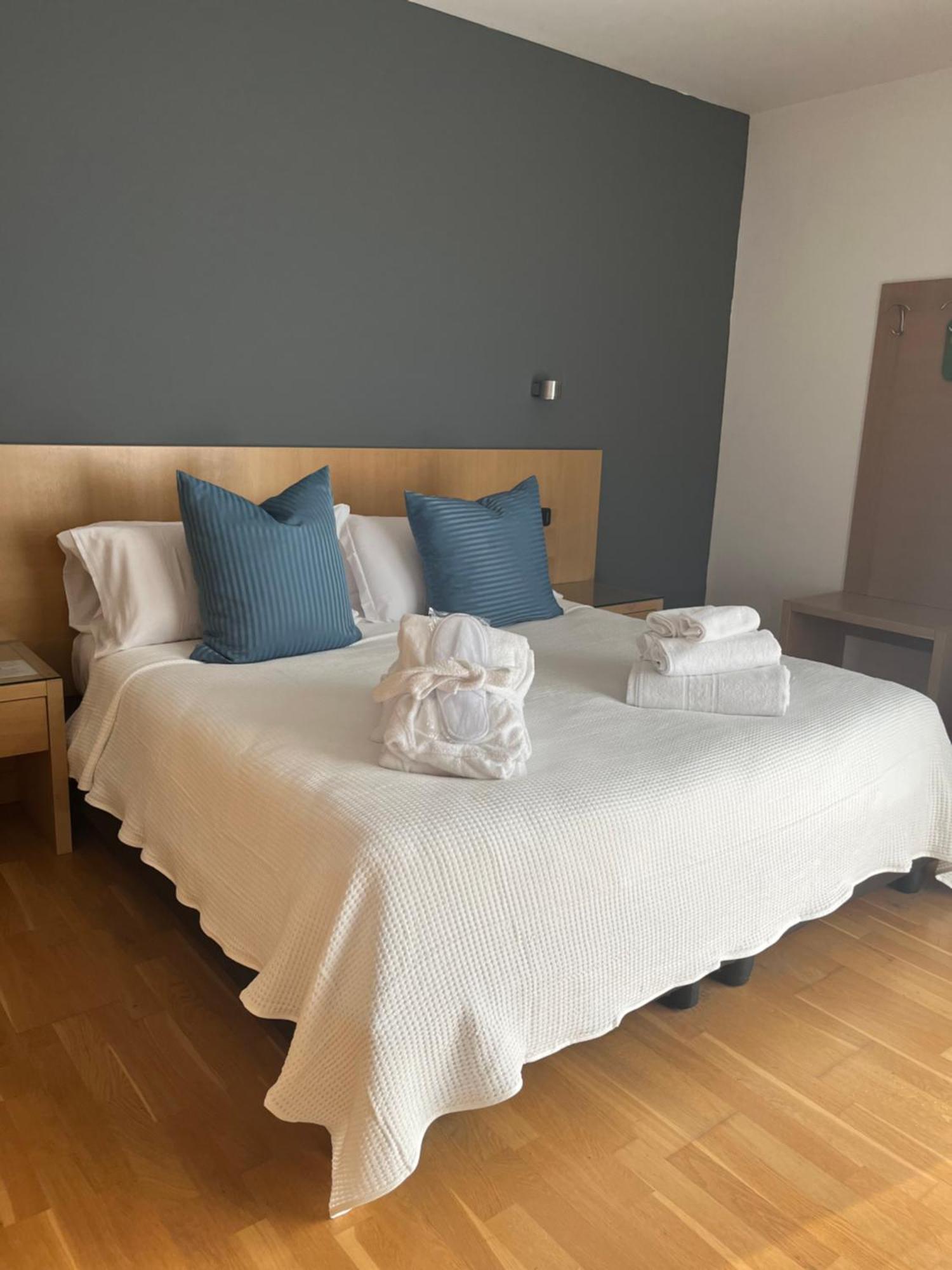 Hotel Oasi Wellness&Spa Riva del Garda Esterno foto