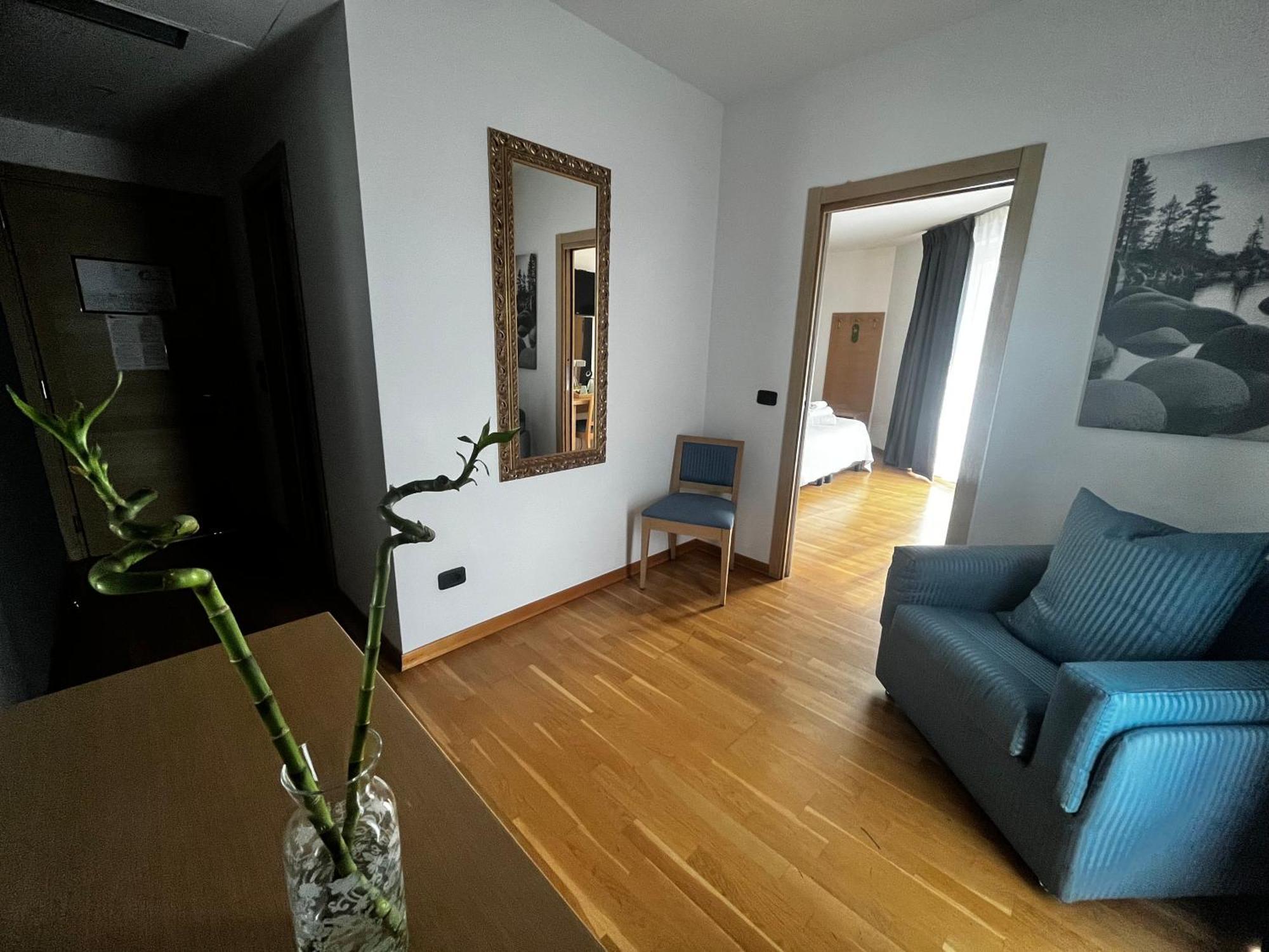 Hotel Oasi Wellness&Spa Riva del Garda Esterno foto
