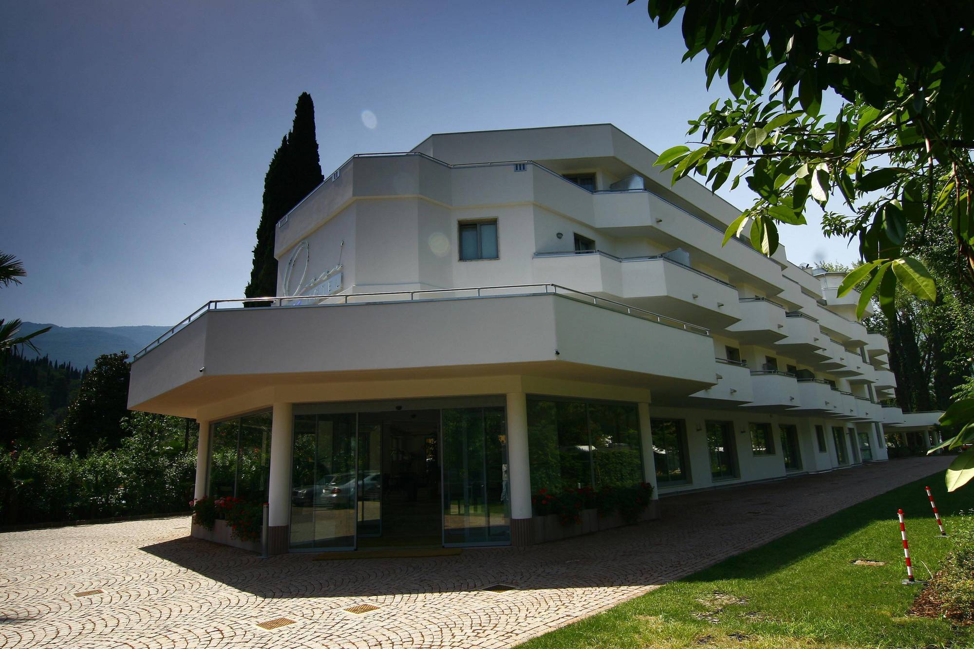 Hotel Oasi Wellness&Spa Riva del Garda Esterno foto